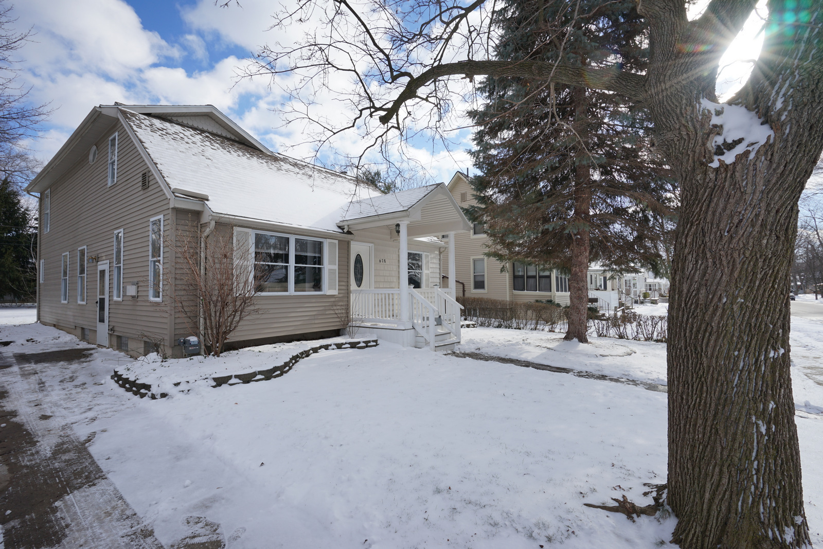 Walk to Downtown Plymouth BAKE Real Estate